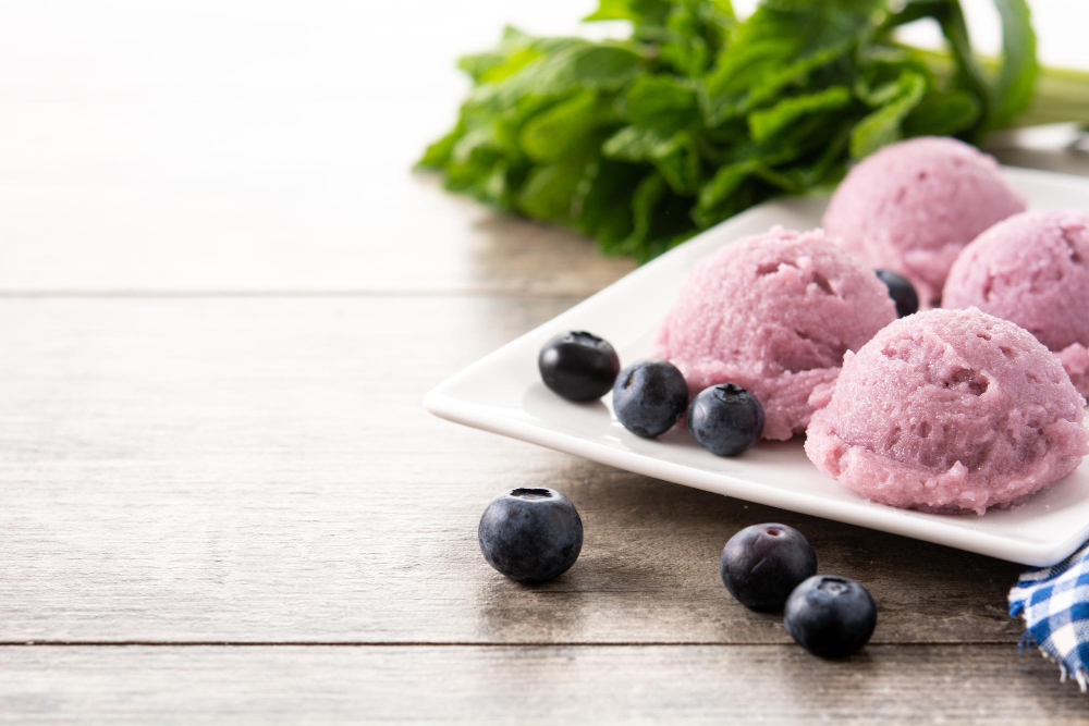 Înghețată de afine cu iaurt grecesc: Rețetă simplă și sănătoasă